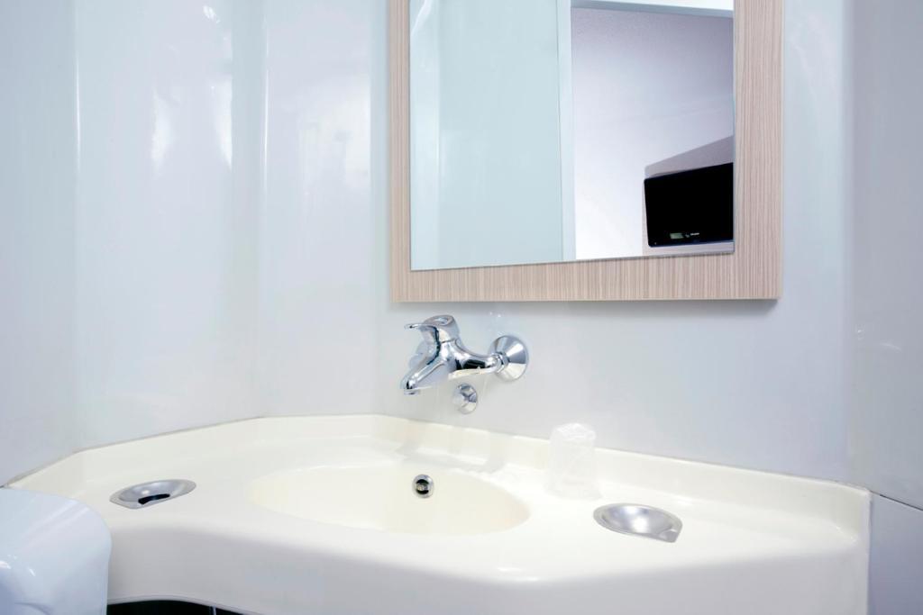 Premiere Classe Toulouse Ouest -Blagnac Aeroport Номер фото